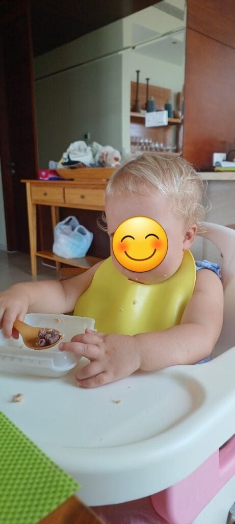 night-nanny-hoian.jpg" alt="night nanny service in Hoi An