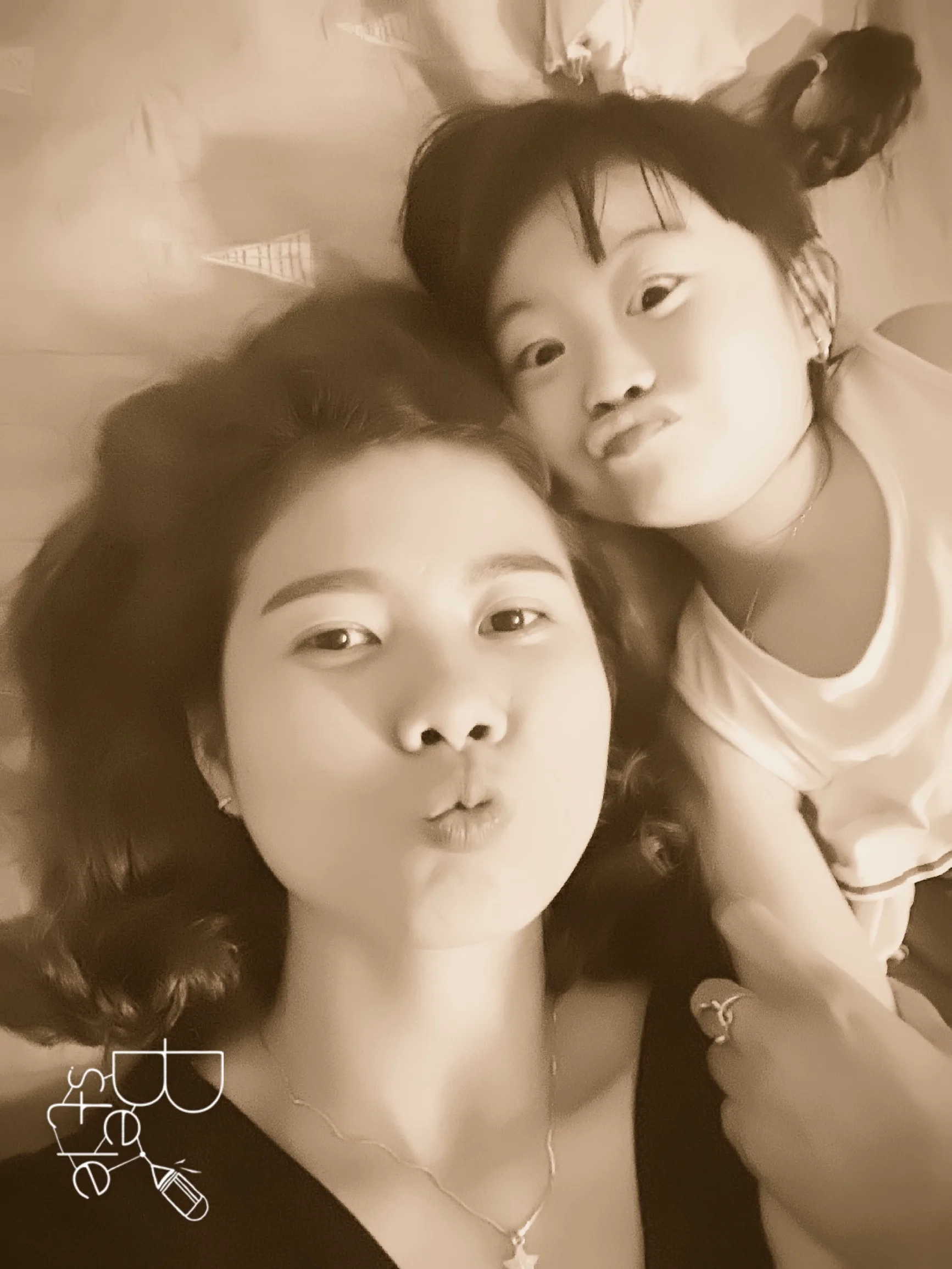 Quiet indoor playtime supported by weekly nanny in a villa