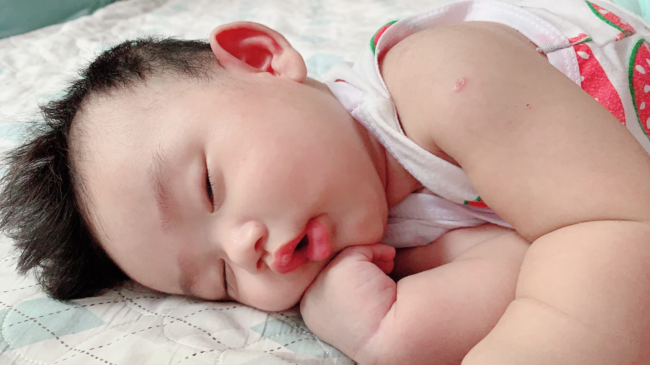 safe babysitting service Da Nang for traveling families