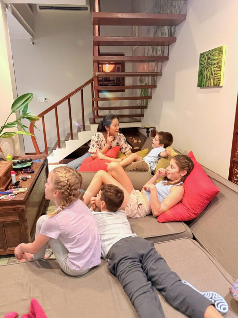 How to Find a Trusted Babysitter for Your Vacation