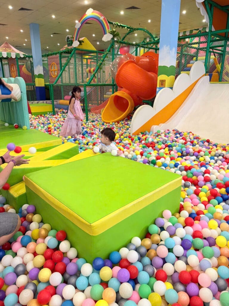 resort babysitting Hoi An