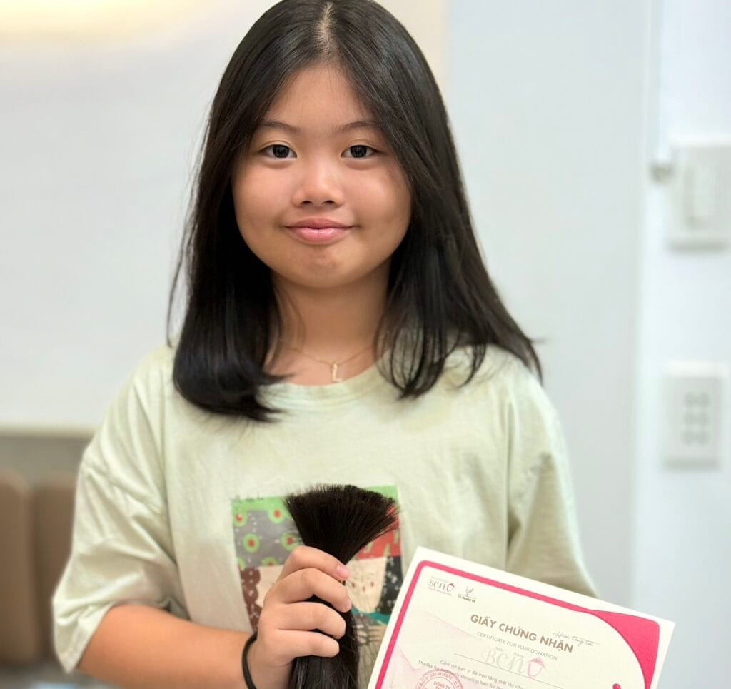 The Little Girl Who Grew Her Hair to Give Hope — A Heartwarming Story & Best Nanny Service Da Nang for Tourists