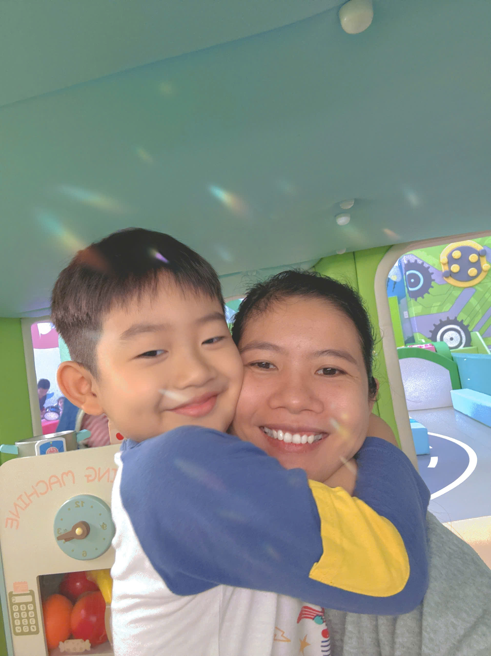 Children and family rhythm during a Hoi An trip