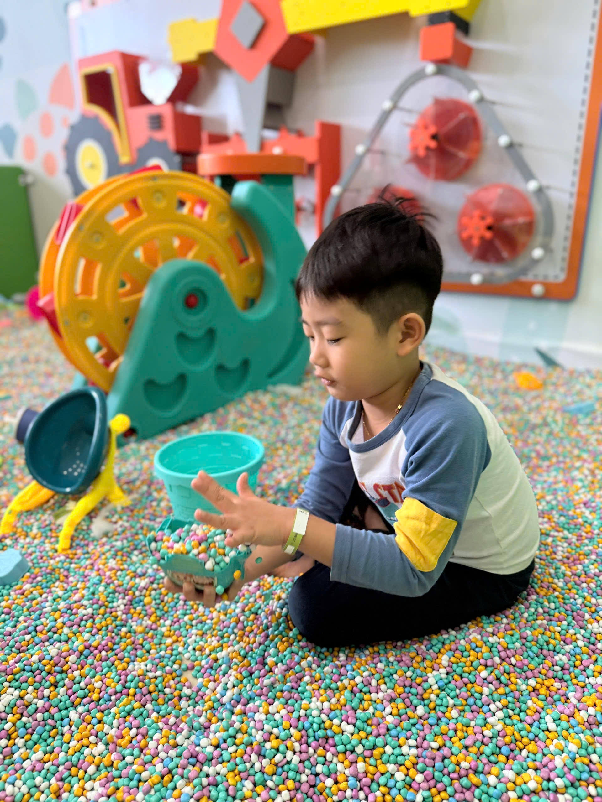 Outdoor villa play with nanny - safe kids routine during travel