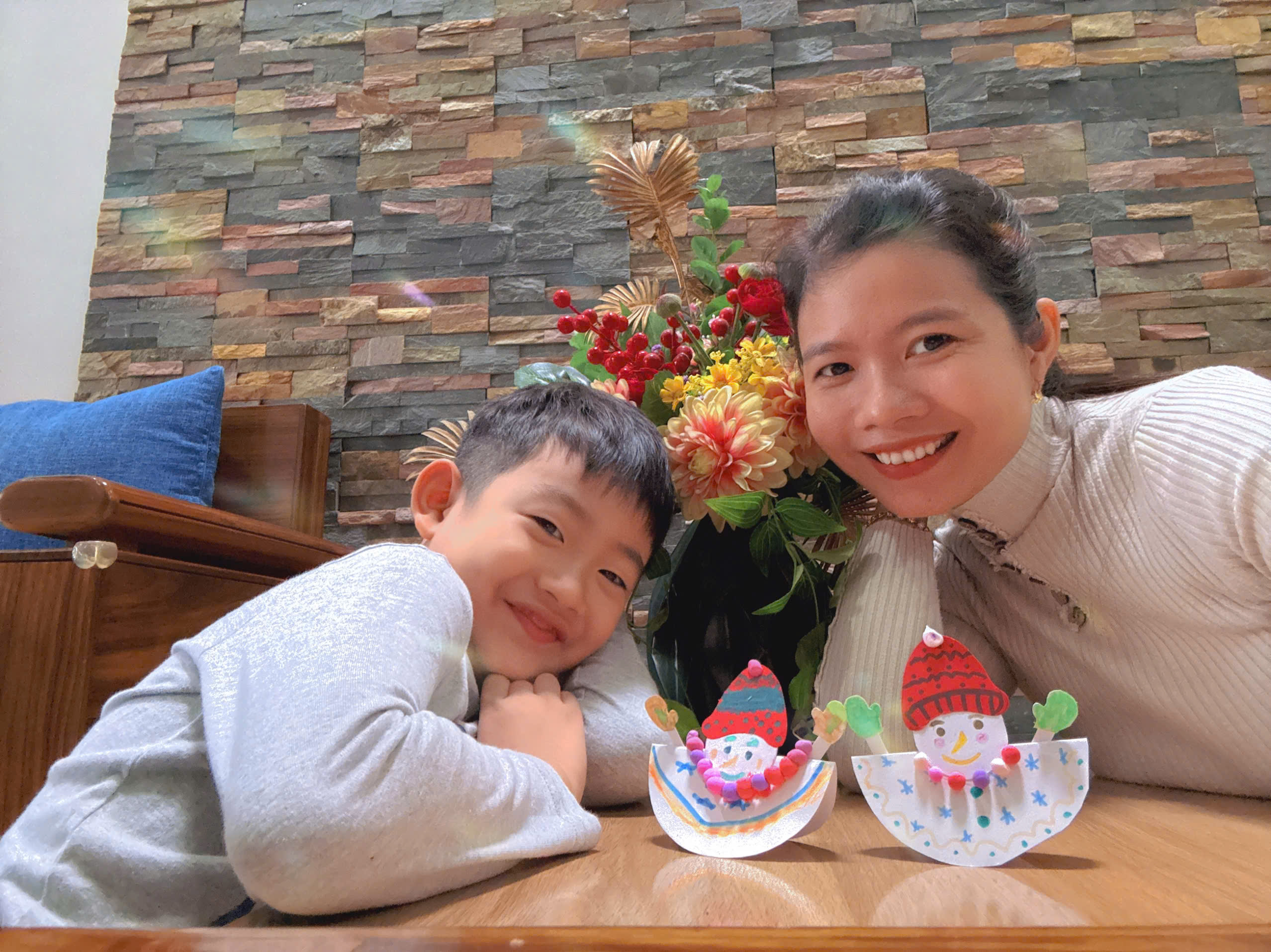 Babysitter-led creative play in hotel room - Hoi An & Da Nang