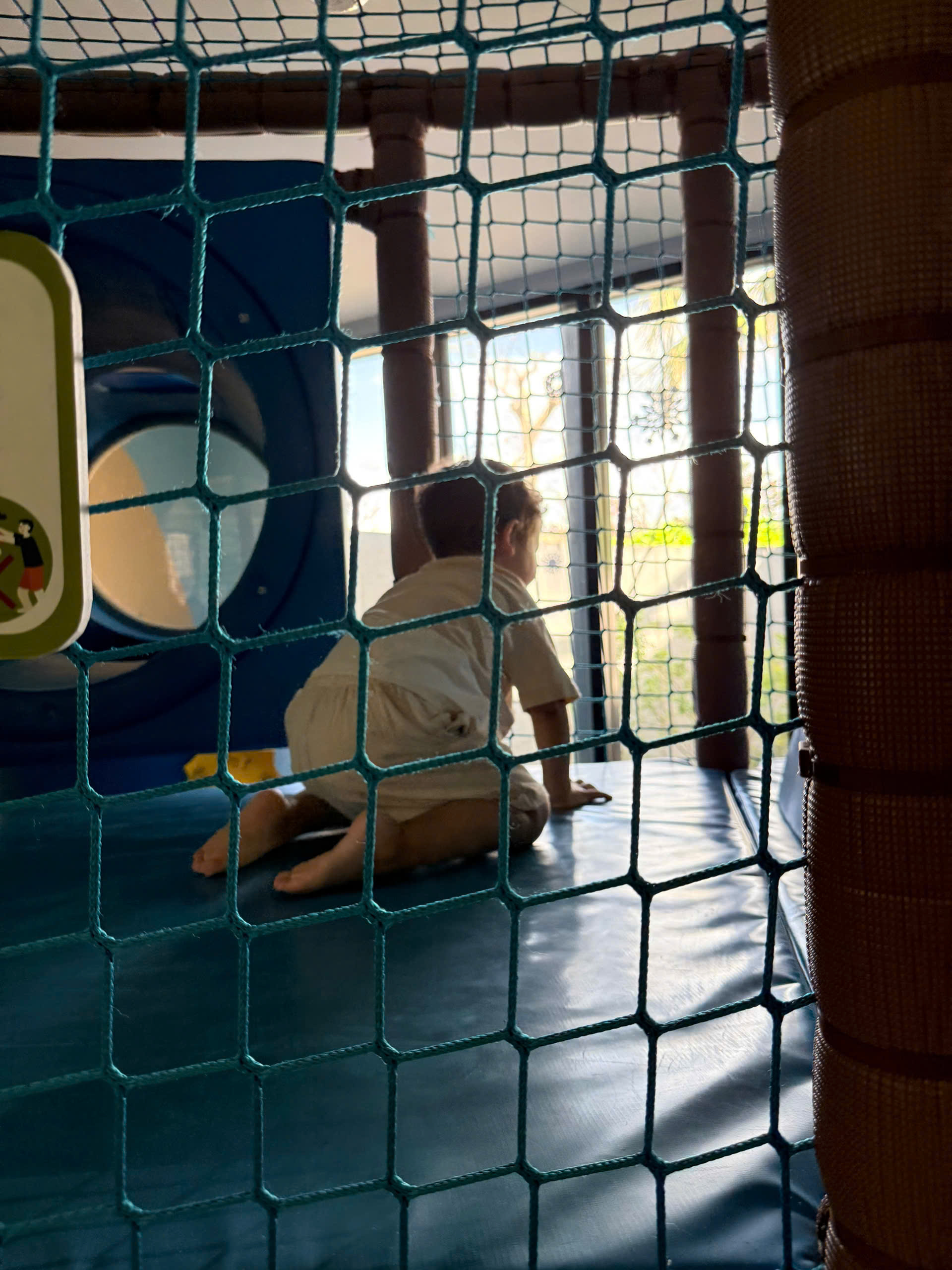 Professional support for tourists traveling with children